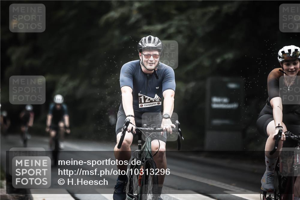 13.09.2026 - Stadtparktriathlon H.Heesch http://msf.ph/oto/10313296 13.09.2026 12:55:05 Radfahren 1158, 1245, 1261, 1286, 1376 meine-sportfotos.de