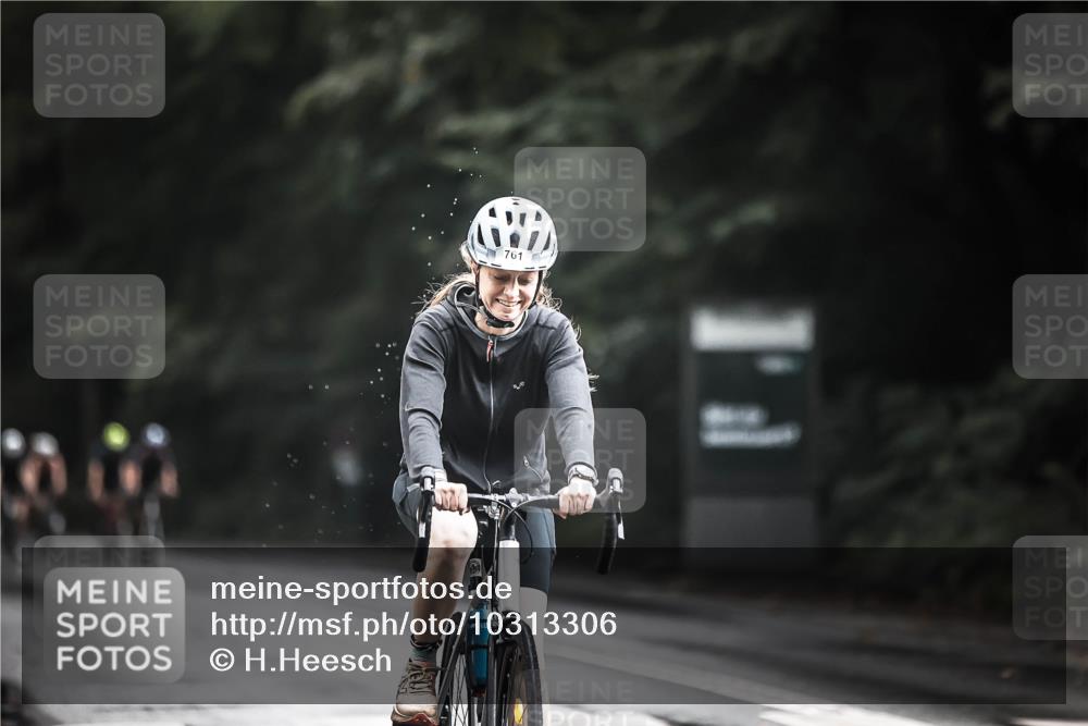13.09.2026 - Stadtparktriathlon H.Heesch http://msf.ph/oto/10313306 13.09.2026 11:47:37 Radfahren 752, 761, 779, 801, 840 meine-sportfotos.de
