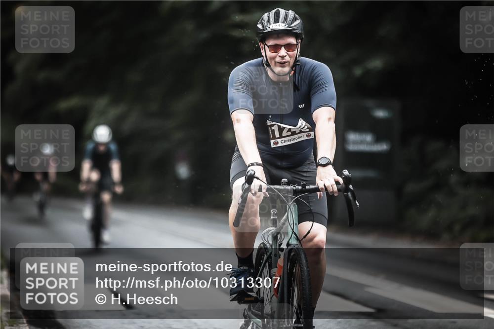 13.09.2026 - Stadtparktriathlon H.Heesch http://msf.ph/oto/10313307 13.09.2026 12:55:06 Radfahren 1245, 1251, 1261, 1286, 1376 meine-sportfotos.de