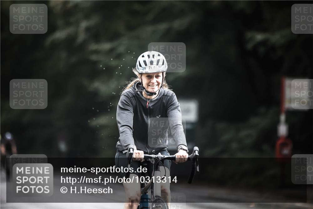 13.09.2026 - Stadtparktriathlon H.Heesch http://msf.ph/oto/10313314 13.09.2026 11:47:38 Radfahren 761, 779, 801, 831, 840, 885, 948 meine-sportfotos.de