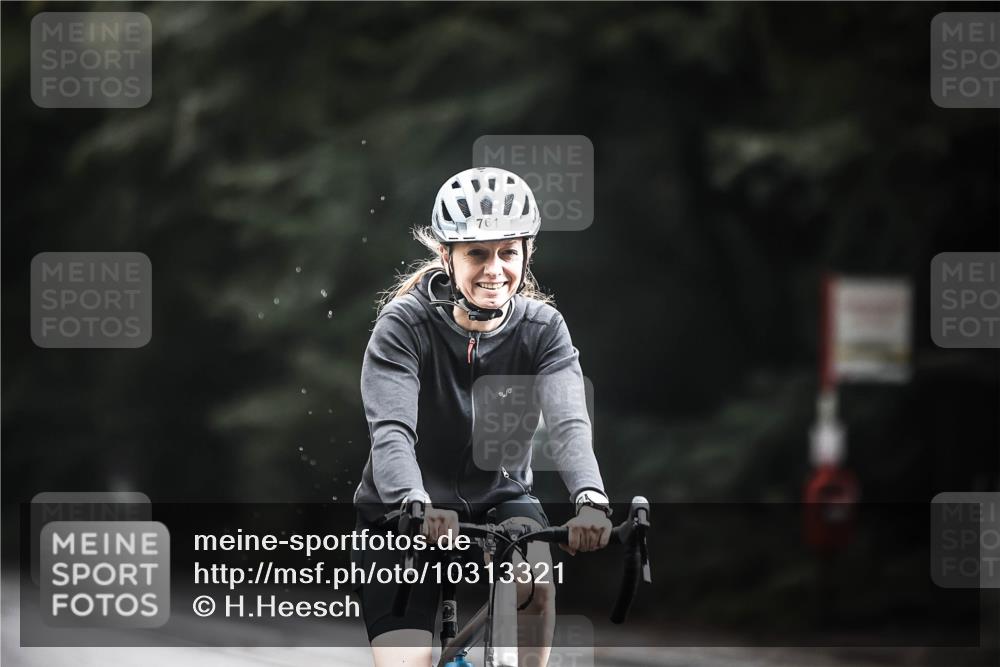 13.09.2026 - Stadtparktriathlon H.Heesch http://msf.ph/oto/10313321 13.09.2026 11:47:38 Radfahren 761, 779, 801, 831, 840, 885, 948 meine-sportfotos.de