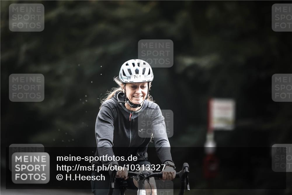 13.09.2026 - Stadtparktriathlon H.Heesch http://msf.ph/oto/10313327 13.09.2026 11:47:38 Radfahren 761, 779, 801, 831, 840, 885, 948 meine-sportfotos.de
