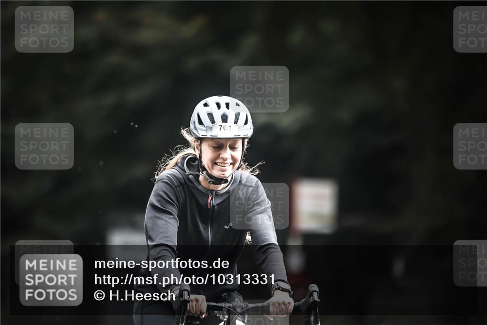 13.09.2026 - Stadtparktriathlon H.Heesch http://msf.ph/oto/10313331 13.09.2026 11:47:38 Radfahren 761, 779, 801, 831, 840, 885, 948 meine-sportfotos.de