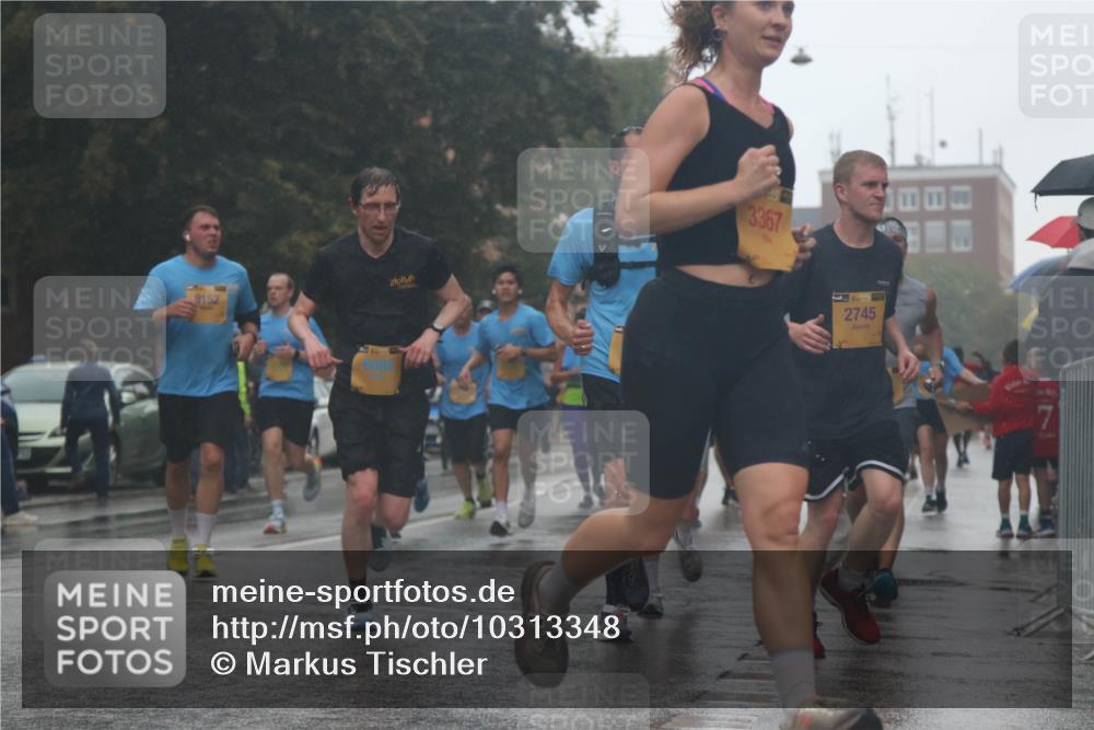 13.09.2026 - Kiel Lauf Markus Tischler http://msf.ph/oto/10313348 13.09.2026 10:40:35 Fleethörn 9152, 6088, 3367, 39, 2745 meine-sportfotos.de