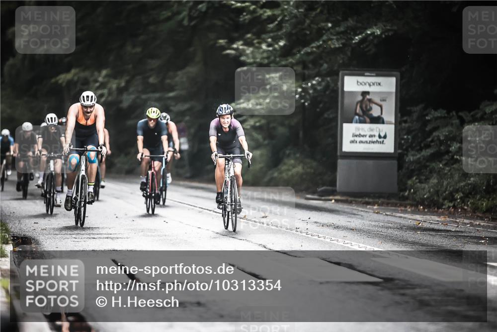 13.09.2026 - Stadtparktriathlon H.Heesch http://msf.ph/oto/10313354 13.09.2026 11:47:41 Radfahren 736, 761, 776, 779, 801, 818, 831, 873, 885, 948 meine-sportfotos.de