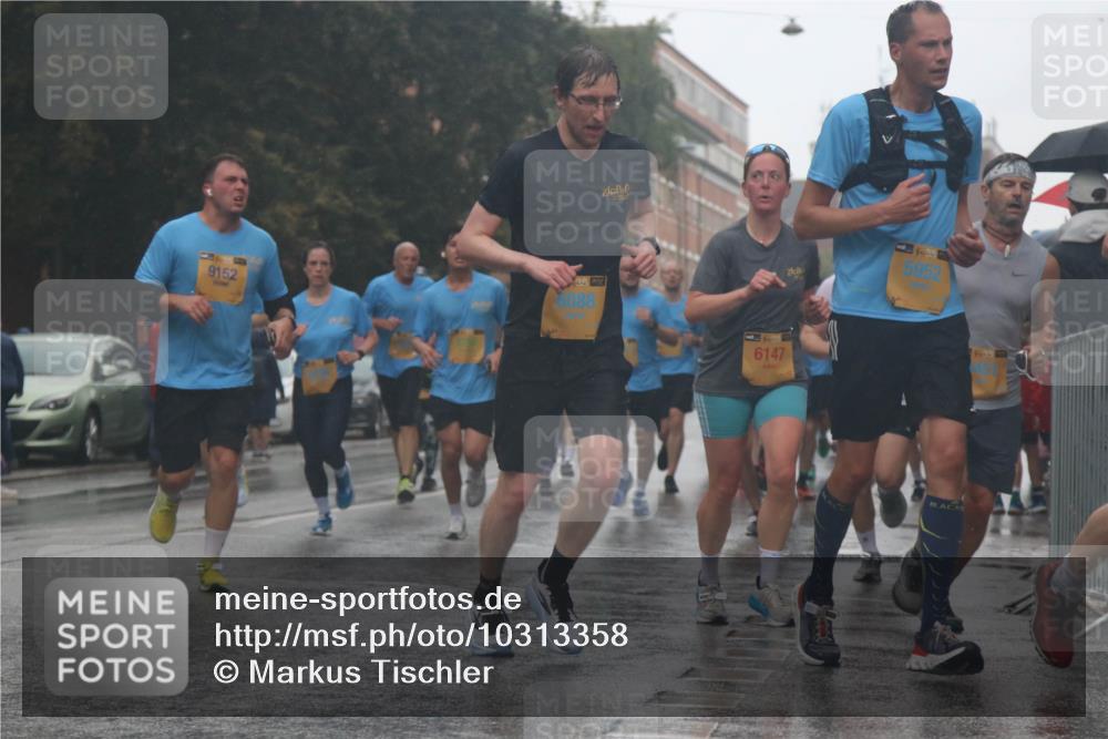 13.09.2026 - Kiel Lauf Markus Tischler http://msf.ph/oto/10313358 13.09.2026 10:40:36 Fleethörn 9152, 38, 6088, 6147, 1, 39, 5952 meine-sportfotos.de