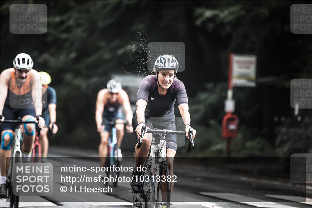 13.09.2026 - Stadtparktriathlon H.Heesch http://msf.ph/oto/10313382 13.09.2026 11:47:43 Radfahren 736, 740, 761, 776, 779, 818, 831, 856, 865, 873, 885, 948 meine-sportfotos.de