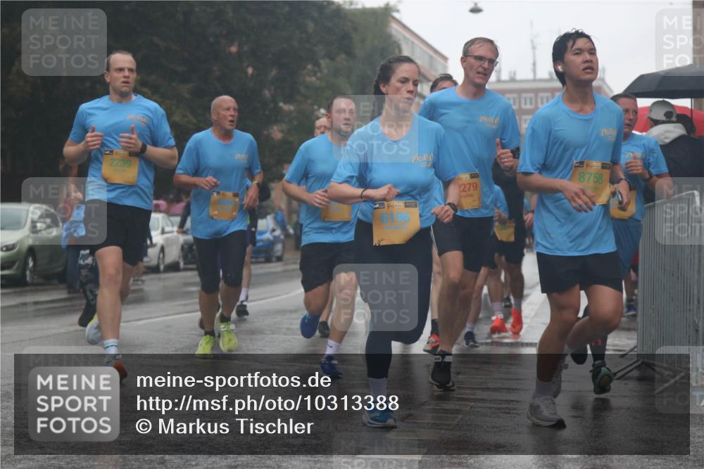 13.09.2026 - Kiel Lauf Markus Tischler http://msf.ph/oto/10313388 13.09.2026 10:40:39 Fleethörn 149, 2239, 39, 6196, 38, 279, 48, 8758 meine-sportfotos.de