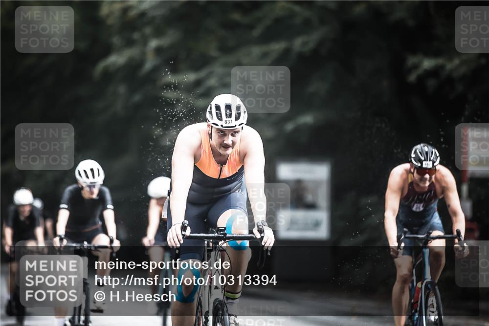 13.09.2026 - Stadtparktriathlon H.Heesch http://msf.ph/oto/10313394 13.09.2026 11:47:44 Radfahren 736, 740, 761, 776, 779, 818, 831, 856, 865, 873, 885, 948 meine-sportfotos.de