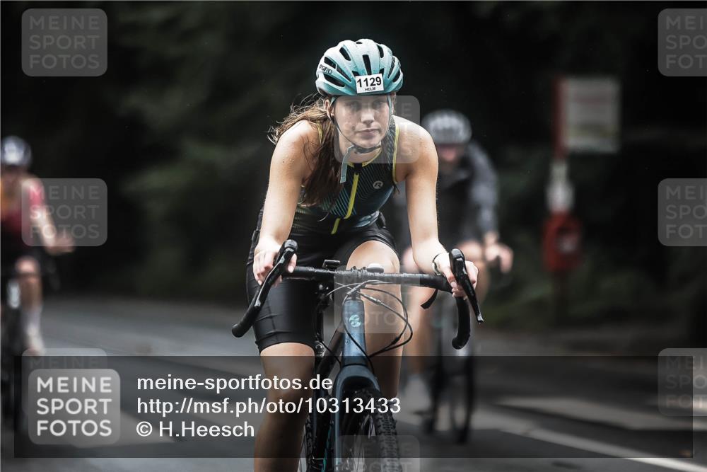 13.09.2026 - Stadtparktriathlon H.Heesch http://msf.ph/oto/10313433 13.09.2026 12:55:20 Radfahren 1072, 1076, 1098, 1129, 1149, 1218, 1250, 1269, 1405 meine-sportfotos.de