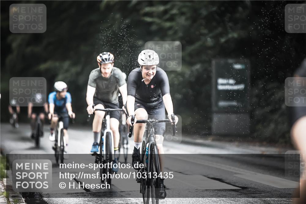 13.09.2026 - Stadtparktriathlon H.Heesch http://msf.ph/oto/10313435 13.09.2026 11:47:46 Radfahren 736, 740, 776, 779, 818, 831, 856, 865, 873, 885, 948 meine-sportfotos.de