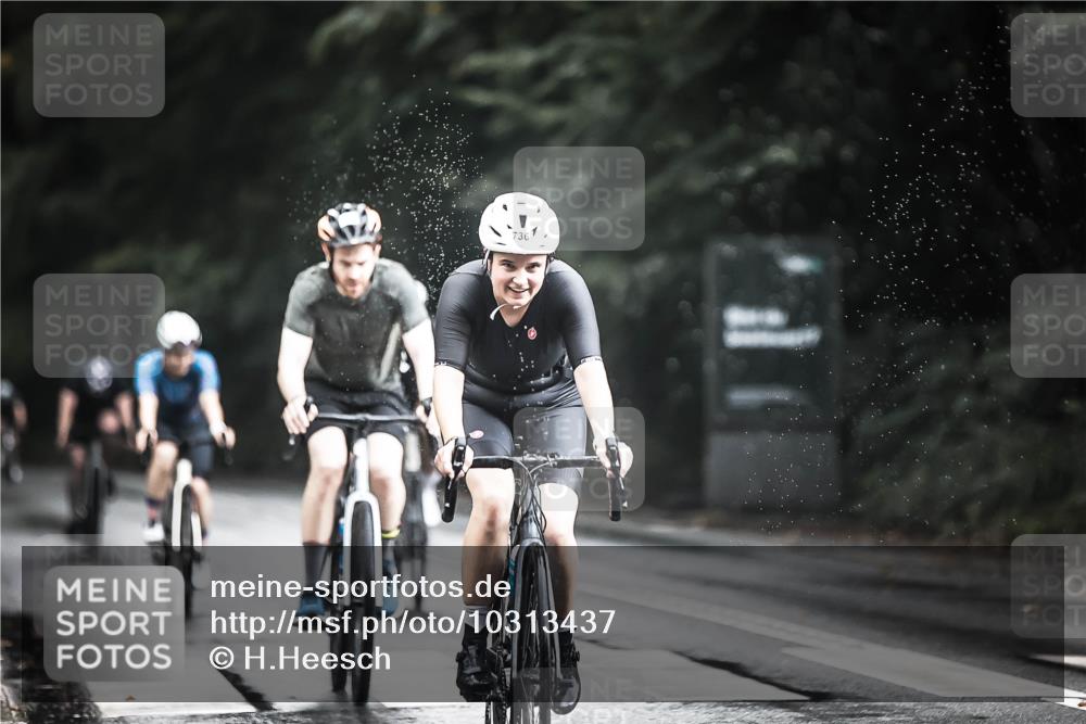 13.09.2026 - Stadtparktriathlon H.Heesch http://msf.ph/oto/10313437 13.09.2026 11:47:46 Radfahren 736, 740, 776, 779, 818, 831, 856, 865, 873, 885, 948 meine-sportfotos.de
