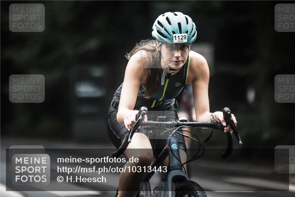 13.09.2026 - Stadtparktriathlon H.Heesch http://msf.ph/oto/10313443 13.09.2026 12:55:20 Radfahren 1072, 1076, 1098, 1129, 1149, 1218, 1250, 1269, 1405 meine-sportfotos.de