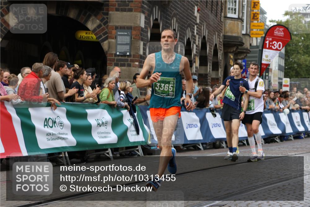 13.09.2026 - 21. swb-Marathon Bremen Strokosch-Dieckow http://msf.ph/oto/10313455 13.09.2026 13:05:20 Ziel 1336, 1822, 2297, 2646, 3196, 4729, 5674, 6708, 7538, 8054, 9306, 9495, 13187, 439, 3242, 3271, 3365, 5092, 5199, 5725, 6579, 7141 meine-sportfotos.de
