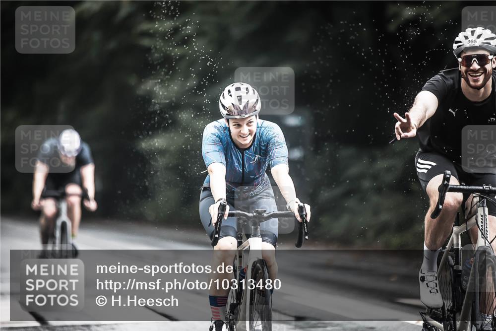 13.09.2026 - Stadtparktriathlon H.Heesch http://msf.ph/oto/10313480 13.09.2026 11:47:48 Radfahren 736, 740, 776, 779, 818, 831, 856, 865, 873, 885, 948 meine-sportfotos.de