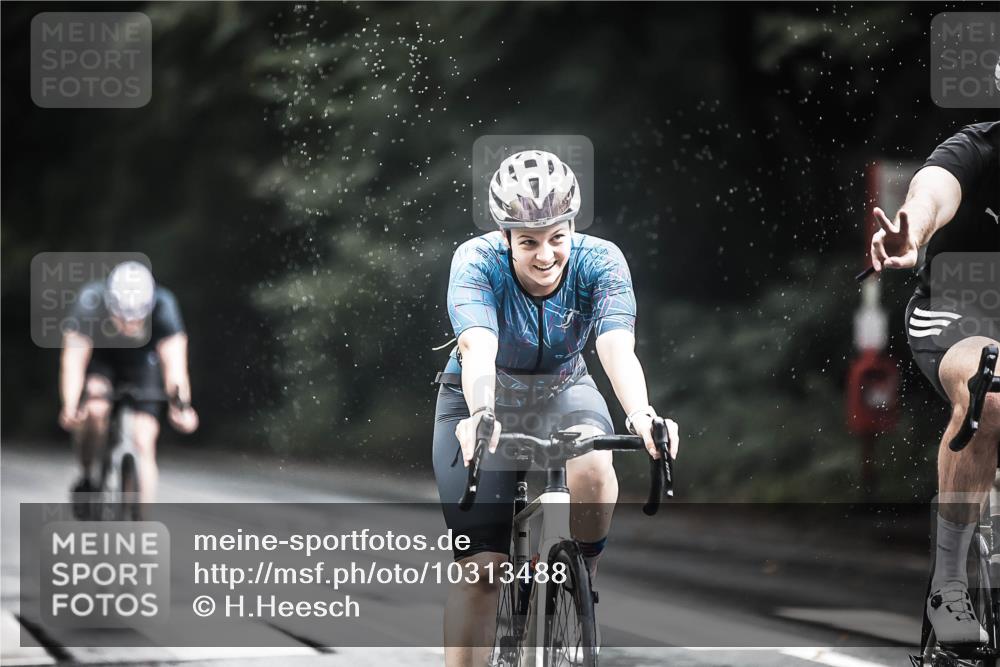 13.09.2026 - Stadtparktriathlon H.Heesch http://msf.ph/oto/10313488 13.09.2026 11:47:48 Radfahren 736, 740, 776, 779, 818, 831, 856, 865, 873, 885, 948 meine-sportfotos.de