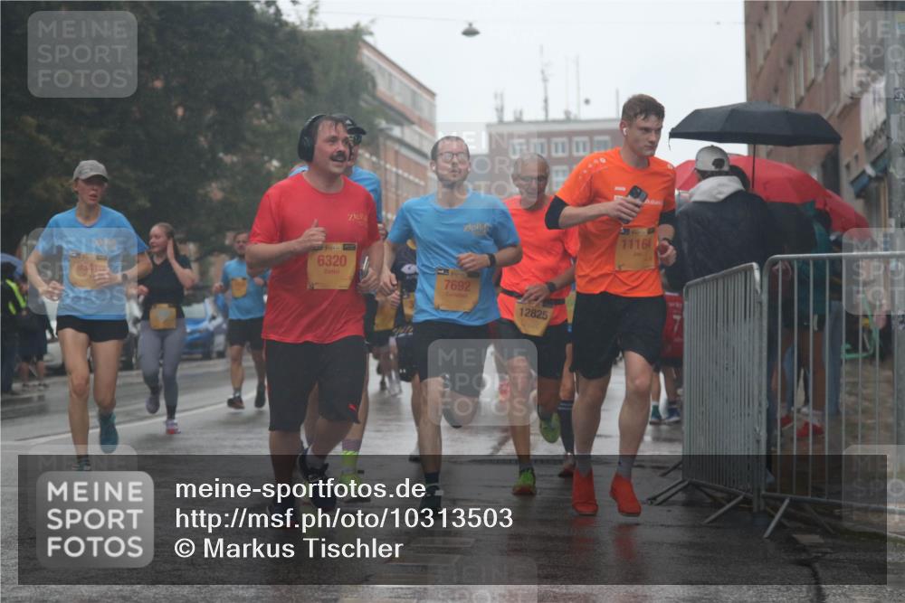 13.09.2026 - Kiel Lauf Markus Tischler http://msf.ph/oto/10313503 13.09.2026 10:40:56 Fleethörn 39, 6320, 9341, 7692, 12825, 1, 39, 11164 meine-sportfotos.de
