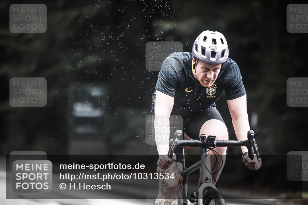 13.09.2026 - Stadtparktriathlon H.Heesch http://msf.ph/oto/10313534 13.09.2026 11:47:50 Radfahren 736, 740, 776, 818, 831, 856, 865, 873, 885, 925, 948 meine-sportfotos.de
