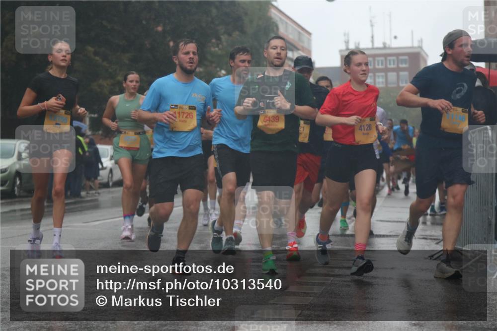 13.09.2026 - Kiel Lauf Markus Tischler http://msf.ph/oto/10313540 13.09.2026 10:41:01 Fleethörn 11, 39, 1726, 6439, 4120, 39 meine-sportfotos.de