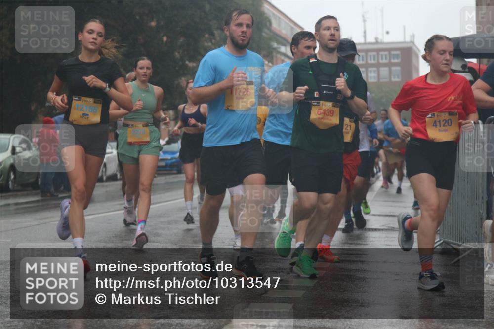 13.09.2026 - Kiel Lauf Markus Tischler http://msf.ph/oto/10313547 13.09.2026 10:41:01 Fleethörn 1, 39, 12155, 11726, 6439, 21, 29, 38, 4120 meine-sportfotos.de