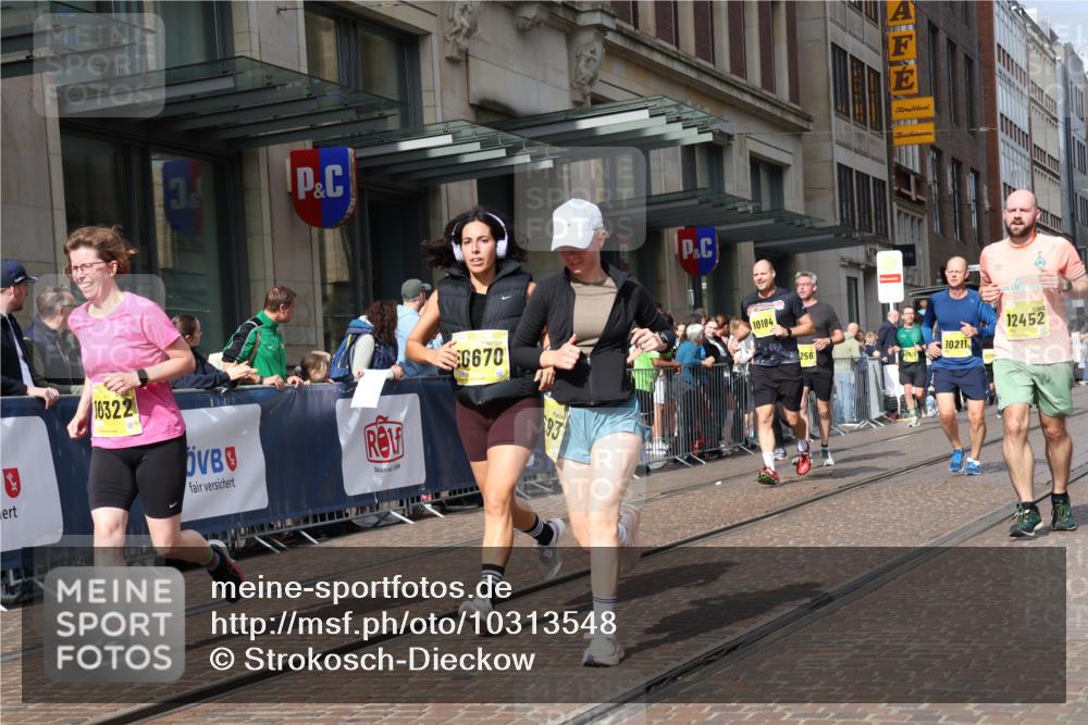 13.09.2026 - 21. swb-Marathon Bremen Strokosch-Dieckow http://msf.ph/oto/10313548 13.09.2026 10:56:12 Ziel 10184, 10211, 10240, 10322, 10356, 10372, 10540, 10670, 10675, 10721, 10824, 10844, 10936, 11064, 11069, 11256, 11317, 11349, 11407, 11474, 11570, 11601, 11693, 11795, 11844, 11855, 11871, 11911, 11996, 12452, 12543, 10246, 10298, 10365, 10443, 10690, 10699, 10703, 10949, 10957, 10960, 11219, 11280, 11693, 11782, 11790, 11972, 12061, 12143, 12452, 12476, 12484, 13565 meine-sportfotos.de