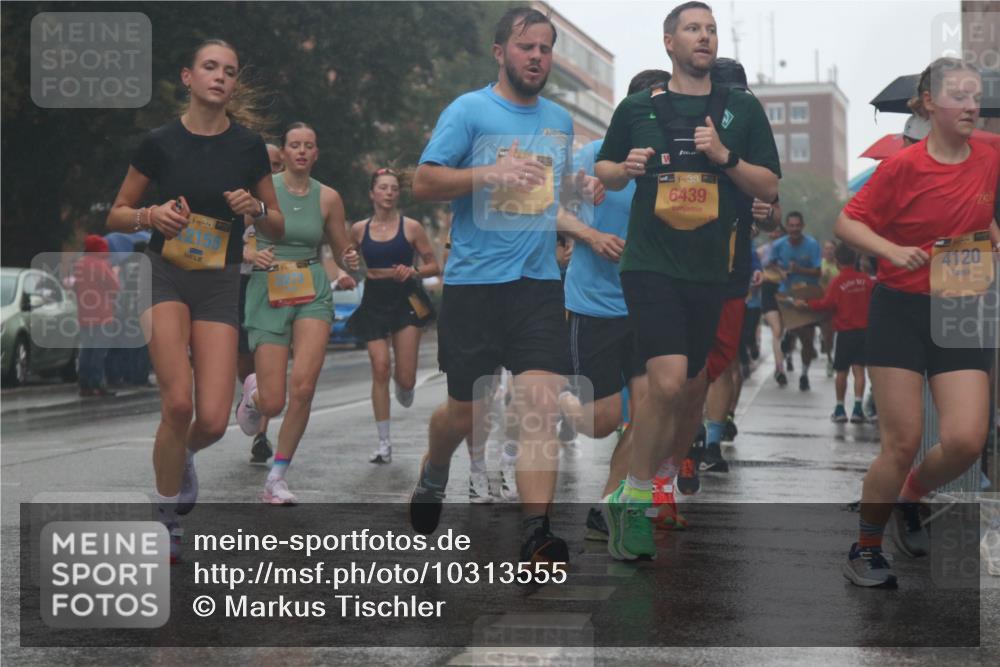 13.09.2026 - Kiel Lauf Markus Tischler http://msf.ph/oto/10313555 13.09.2026 10:41:02 Fleethörn 1, 38, 2155, 1, 38, 6439, 4120 meine-sportfotos.de