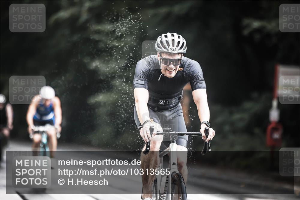 13.09.2026 - Stadtparktriathlon H.Heesch http://msf.ph/oto/10313565 13.09.2026 11:47:56 Radfahren 772, 857, 858, 925 meine-sportfotos.de