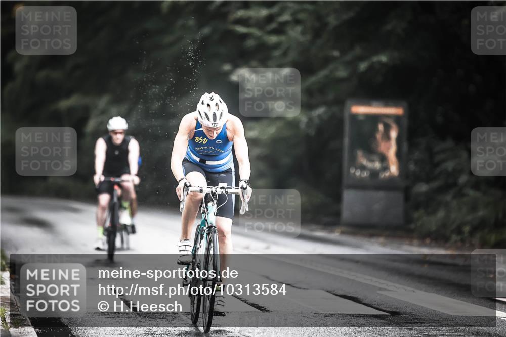 13.09.2026 - Stadtparktriathlon H.Heesch http://msf.ph/oto/10313584 13.09.2026 11:47:57 Radfahren 772, 857, 858, 925 meine-sportfotos.de
