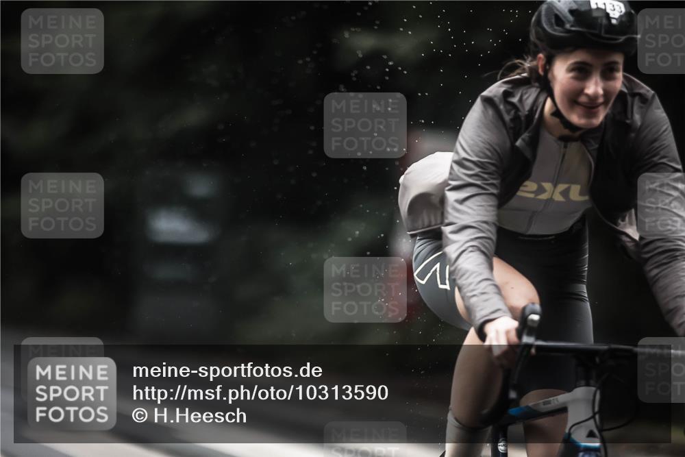 13.09.2026 - Stadtparktriathlon H.Heesch http://msf.ph/oto/10313590 13.09.2026 12:55:36 Radfahren 1133, 1235 meine-sportfotos.de