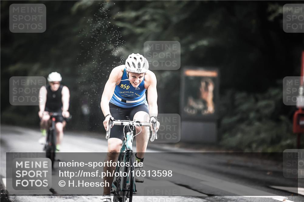 13.09.2026 - Stadtparktriathlon H.Heesch http://msf.ph/oto/10313598 13.09.2026 11:47:57 Radfahren 772, 857, 858, 925 meine-sportfotos.de