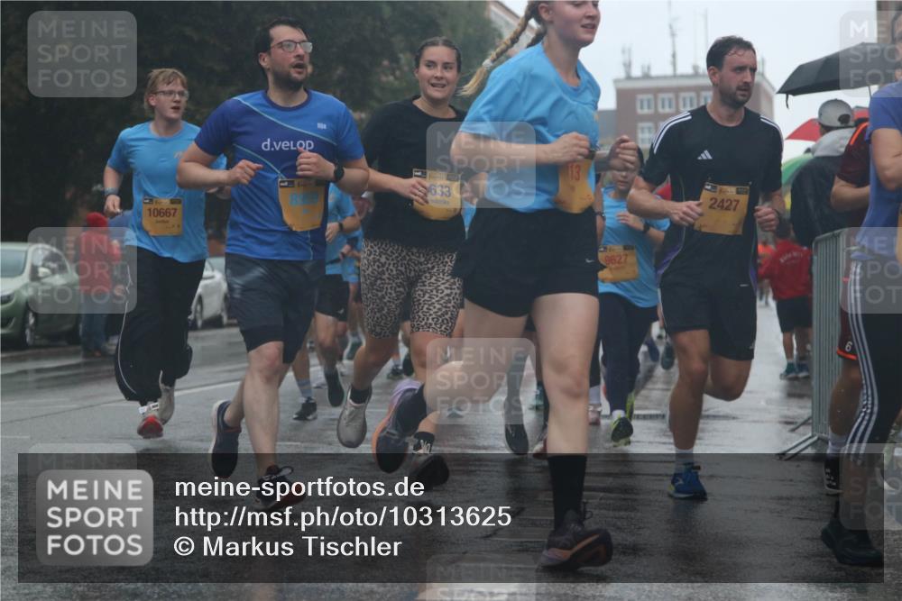 13.09.2026 - Kiel Lauf Markus Tischler http://msf.ph/oto/10313625 13.09.2026 10:41:11 Fleethörn 10667, 8559, 633, 9627, 7, 1, 135, 2427 meine-sportfotos.de