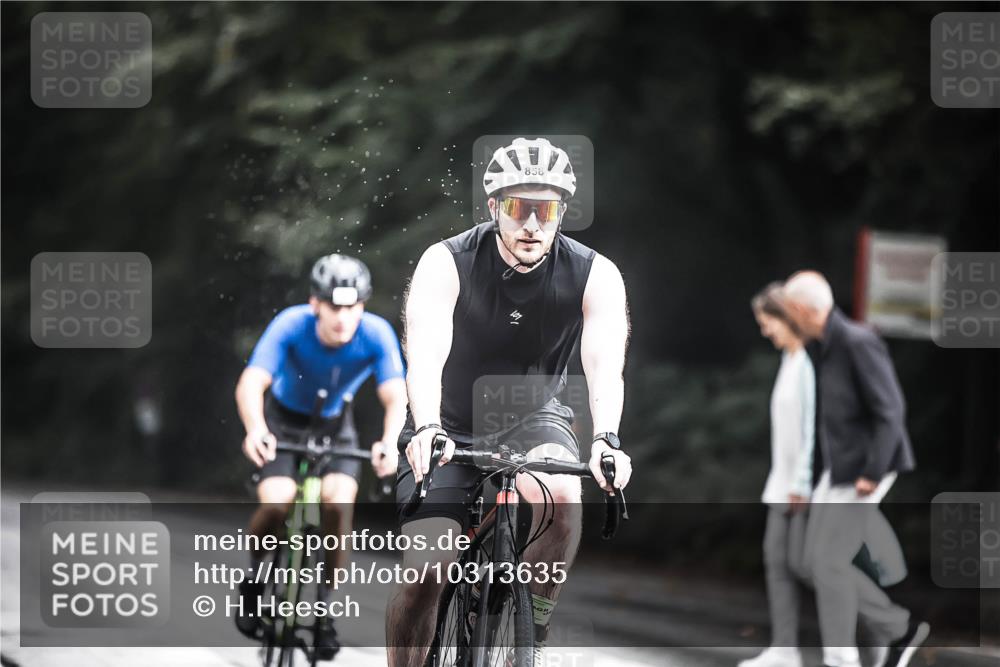 13.09.2026 - Stadtparktriathlon H.Heesch http://msf.ph/oto/10313635 13.09.2026 11:47:59 Radfahren 772, 857, 858, 925 meine-sportfotos.de