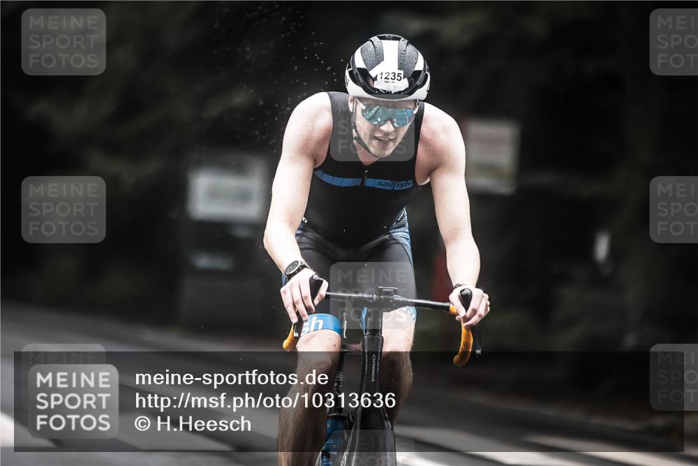 13.09.2026 - Stadtparktriathlon H.Heesch http://msf.ph/oto/10313636 13.09.2026 12:55:39 Radfahren 1133, 1152, 1235 meine-sportfotos.de