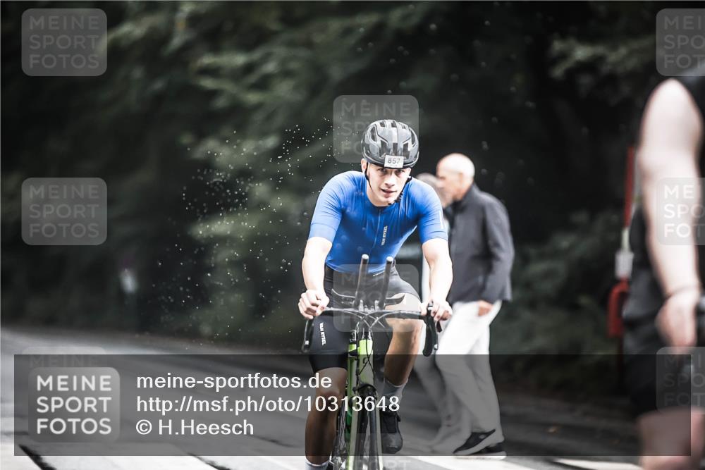13.09.2026 - Stadtparktriathlon H.Heesch http://msf.ph/oto/10313648 13.09.2026 11:48:00 Radfahren 772, 857, 858, 925 meine-sportfotos.de