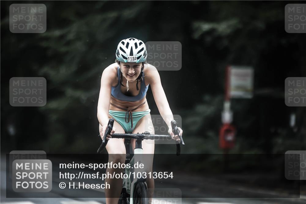 13.09.2026 - Stadtparktriathlon H.Heesch http://msf.ph/oto/10313654 13.09.2026 12:55:45 Radfahren 1152 meine-sportfotos.de