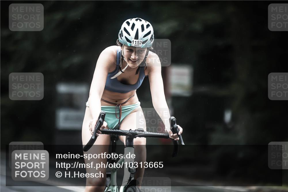 13.09.2026 - Stadtparktriathlon H.Heesch http://msf.ph/oto/10313665 13.09.2026 12:55:45 Radfahren 1152 meine-sportfotos.de