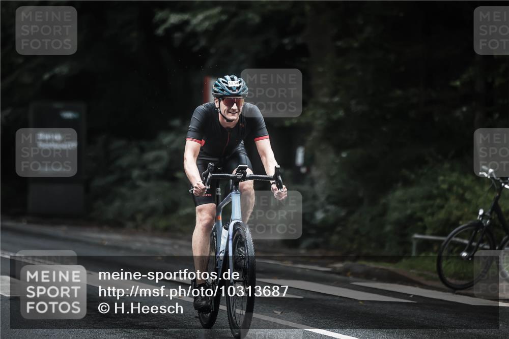 13.09.2026 - Stadtparktriathlon H.Heesch http://msf.ph/oto/10313687 13.09.2026 12:56:04 Radfahren 1200, 1234, 1291, 1297 meine-sportfotos.de