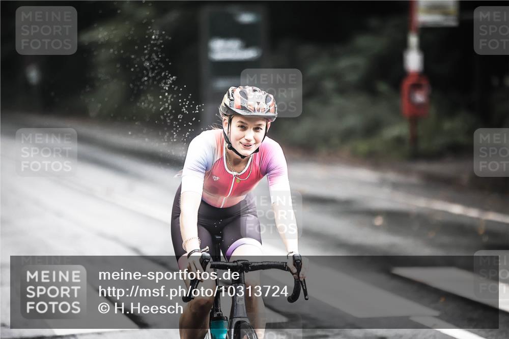 13.09.2026 - Stadtparktriathlon H.Heesch http://msf.ph/oto/10313724 13.09.2026 11:48:18 Radfahren 739, 781, 891, 897 meine-sportfotos.de