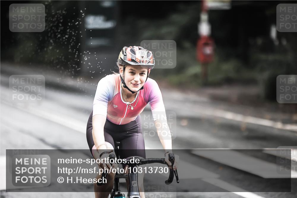 13.09.2026 - Stadtparktriathlon H.Heesch http://msf.ph/oto/10313730 13.09.2026 11:48:18 Radfahren 739, 781, 891, 897 meine-sportfotos.de