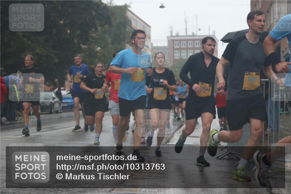 13.09.2026 - Kiel Lauf Markus Tischler http://msf.ph/oto/10313763 13.09.2026 10:41:25 Fleethörn 45, 1067, 39, 2544, 5715 meine-sportfotos.de
