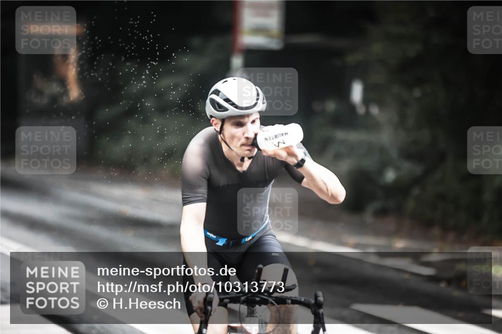 13.09.2026 - Stadtparktriathlon H.Heesch http://msf.ph/oto/10313773 13.09.2026 11:48:24 Radfahren 739, 842, 891, 897 meine-sportfotos.de