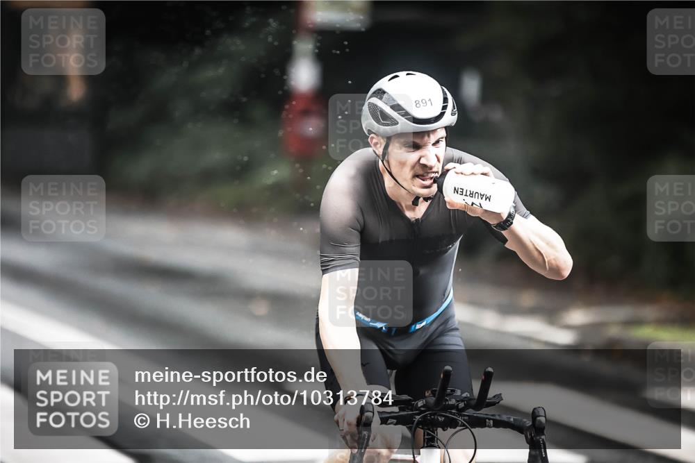 13.09.2026 - Stadtparktriathlon H.Heesch http://msf.ph/oto/10313784 13.09.2026 11:48:24 Radfahren 739, 842, 891, 897 meine-sportfotos.de