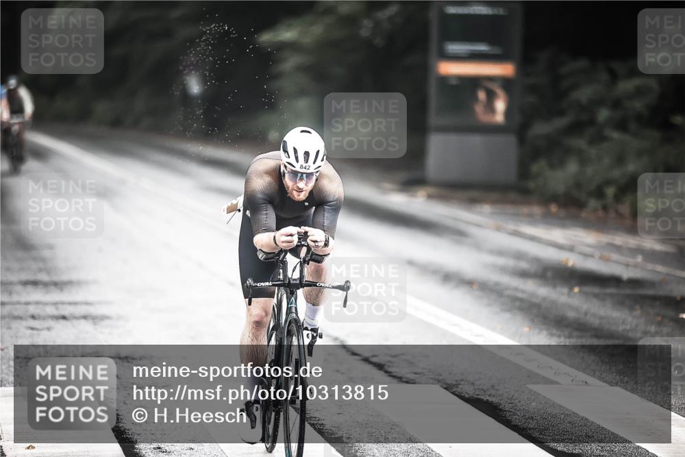 13.09.2026 - Stadtparktriathlon H.Heesch http://msf.ph/oto/10313815 13.09.2026 11:48:26 Radfahren 842, 884, 891, 897 meine-sportfotos.de