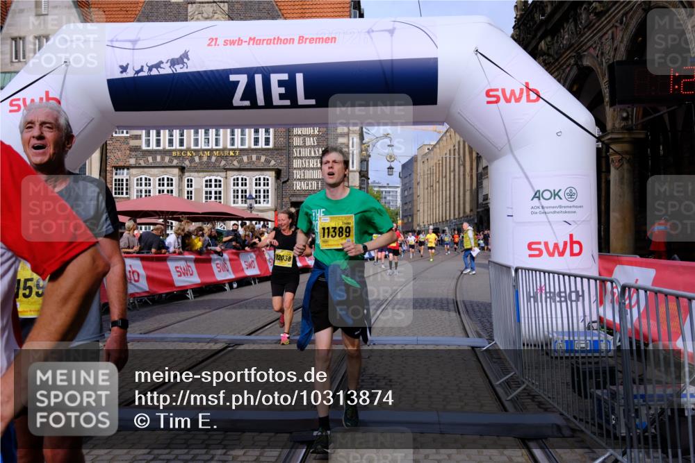 13.09.2026 - 21. swb-Marathon Bremen Tim E. http://msf.ph/oto/10313874 13.09.2026 10:54:51 Ziel 10067, 10146, 10410, 10608, 10631, 10704, 10765, 10884, 11039, 11174, 11389, 11593, 11874, 12038, 12265, 12328, 12467, 12519, 13526 meine-sportfotos.de