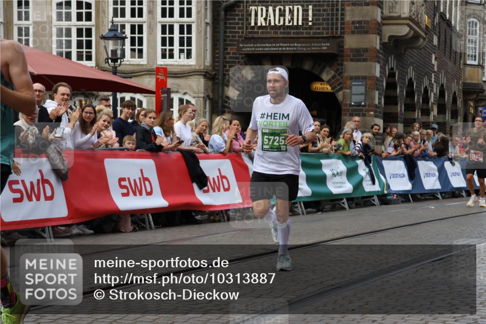 13.09.2026 - 21. swb-Marathon Bremen Strokosch-Dieckow http://msf.ph/oto/10313887 13.09.2026 13:05:32 Ziel 1336, 1822, 2297, 3196, 3365, 4025, 4729, 7102, 9273, 1017, 1301, 1562, 1879, 2538, 3242, 4157, 5199, 6025, 6579, 8973 meine-sportfotos.de