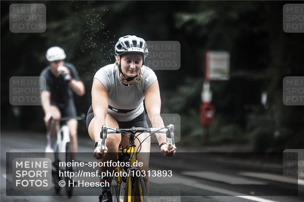 13.09.2026 - Stadtparktriathlon H.Heesch http://msf.ph/oto/10313893 13.09.2026 12:56:21 Radfahren 1154, 1191, 1192, 1260, 1268, 1275, 1426 meine-sportfotos.de