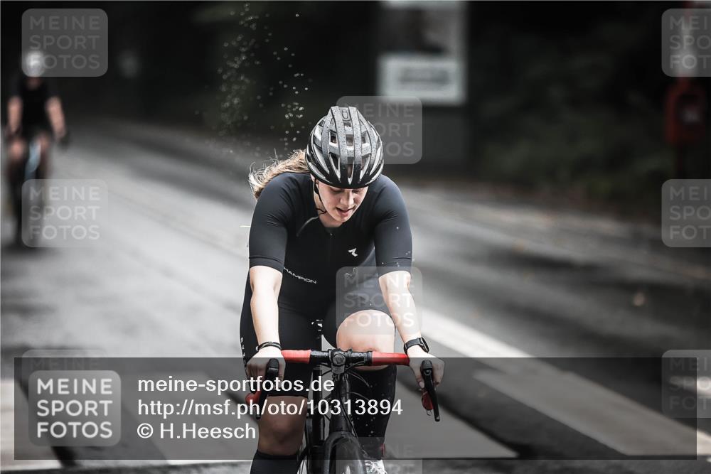 13.09.2026 - Stadtparktriathlon H.Heesch http://msf.ph/oto/10313894 13.09.2026 11:48:38 Radfahren 737, 741, 748, 757, 766, 774, 825, 884 meine-sportfotos.de