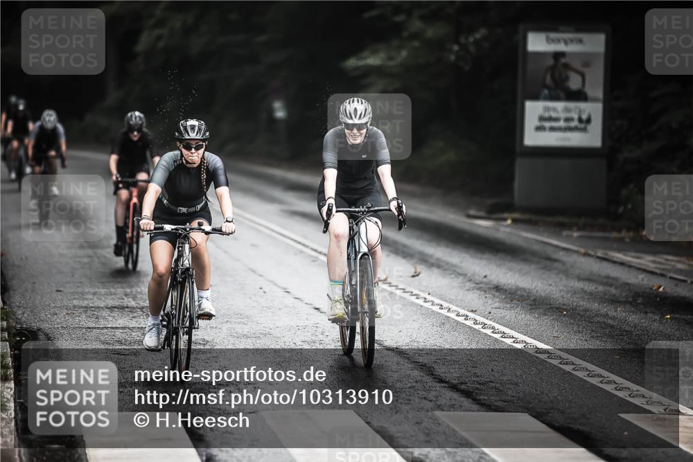 13.09.2026 - Stadtparktriathlon H.Heesch http://msf.ph/oto/10313910 13.09.2026 11:48:40 Radfahren 737, 741, 748, 757, 766, 787, 825 meine-sportfotos.de