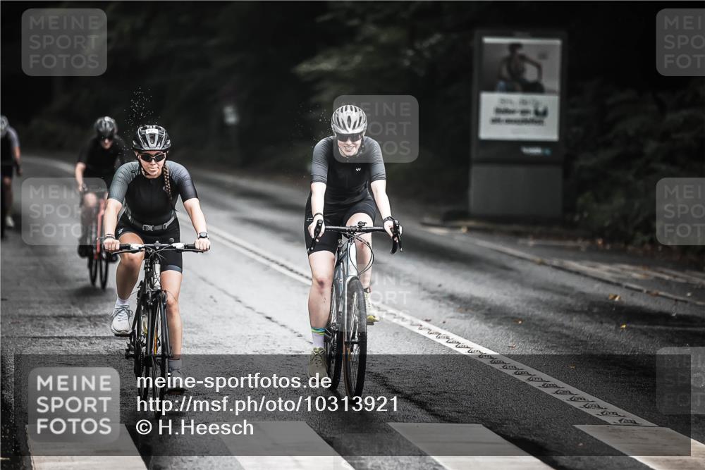13.09.2026 - Stadtparktriathlon H.Heesch http://msf.ph/oto/10313921 13.09.2026 11:48:40 Radfahren 737, 741, 748, 757, 766, 787, 825 meine-sportfotos.de