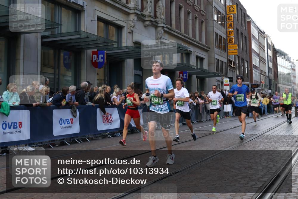 13.09.2026 - 21. swb-Marathon Bremen Strokosch-Dieckow http://msf.ph/oto/10313934 13.09.2026 13:15:33 Ziel 145, 982, 1033, 1955, 2623, 2733, 3119, 3149, 3422, 3536, 3689, 3836, 3991, 4573, 4823, 5430, 5474, 5533, 5588, 5913, 6481, 6515, 7307, 7413, 9122, 9278, 9475, 13149, 13249, 1445, 3346, 3743, 4111, 4212, 4646, 4653, 4663, 5003, 6011, 6162, 6526, 6773, 7203, 7291, 7346, 7497, 7717, 7730, 7992, 8086, 8254, 8255, 9029, 9391, 9483, 9777, 13137 meine-sportfotos.de